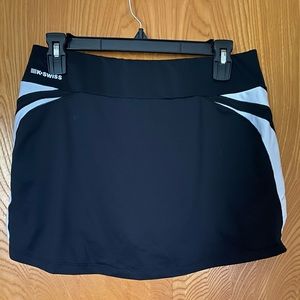 Kswiss black athletic tennis skirt LNC in size Med